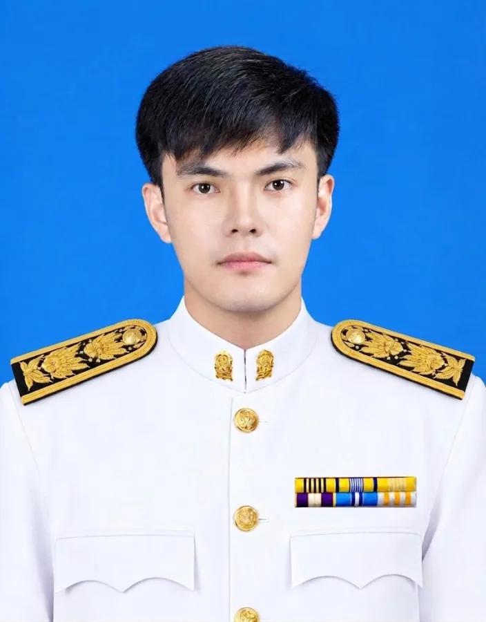 นายนพรัตน์ อินพรมมา
